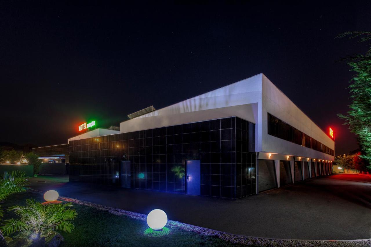 Motel Emocoes Nogueira da Regedoura Zewnętrze zdjęcie